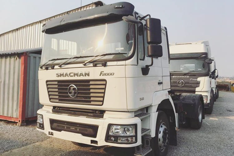 f2000 tractor truck