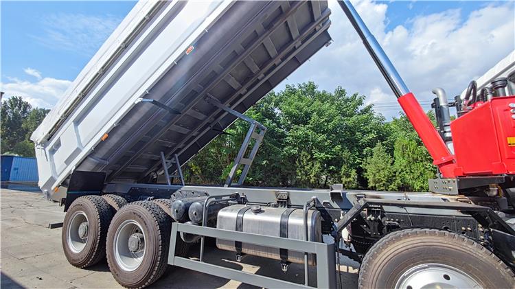 Shacman X3000 Dump Truck 8x4 for Sale In Tanzania