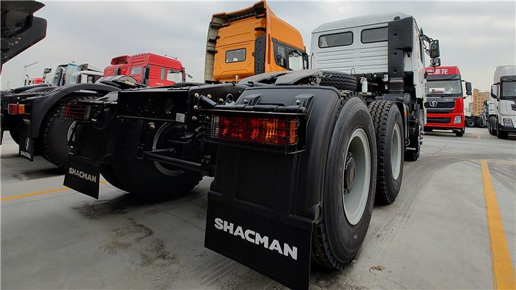 Shacman F3000 6x4 Tractor Truck for Sale In Tanzania